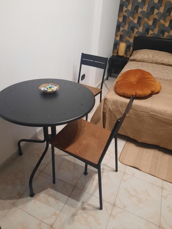 Casa Suite Del Cardinale Napoli Bagian luar foto
